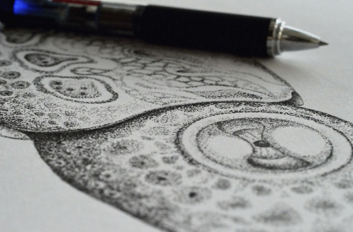 I Draw With Thousands Of Dots