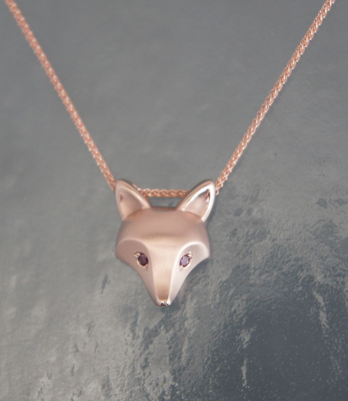 I Make Animal Jewelry Out Of Silver And Bronze