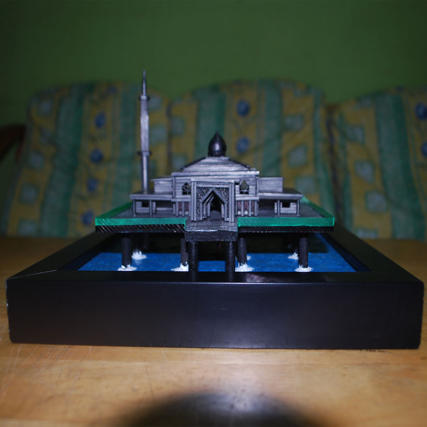 It Took Me 212 Hours To Create A Floating Mosque Out Of Graphite