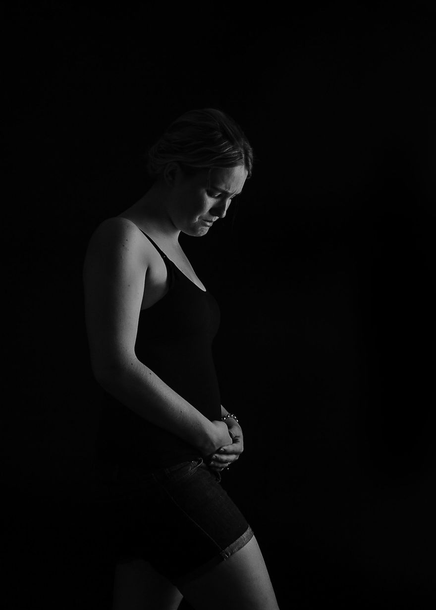 I Took Pictures Of Myself To Show The Grief Of My Miscarriage