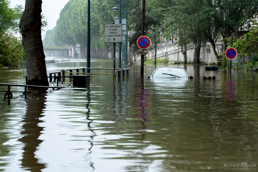 I Documented The Flood In Paris
