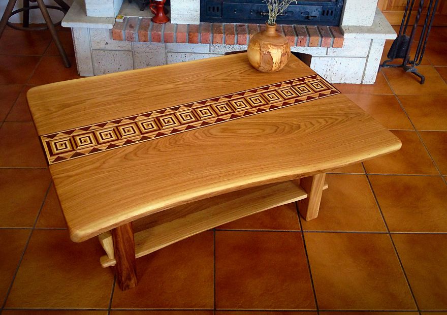 Here Is One Gorgeous Coffee Table Just Got Out From Our Shop!