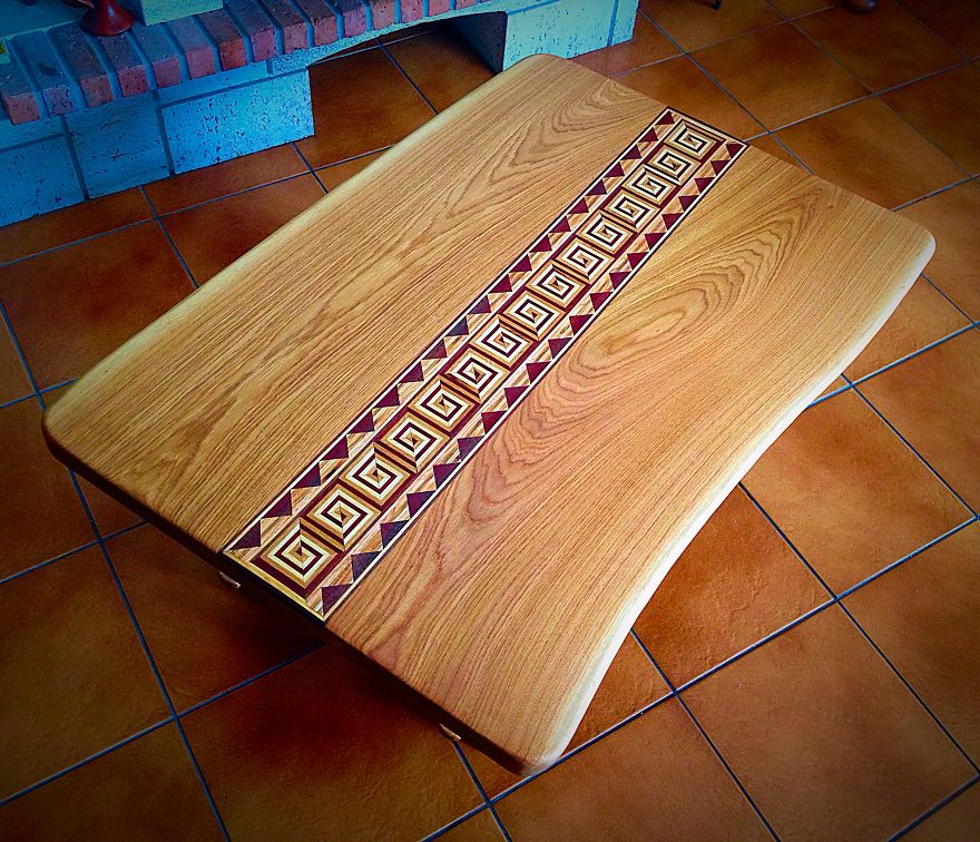 Here Is One Gorgeous Coffee Table Just Got Out From Our Shop!