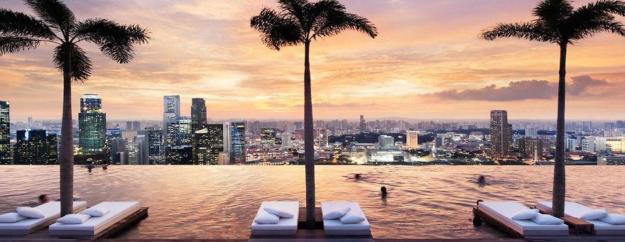 Top Waterfalls & Infinity Pools Around The World Top Waterfalls & Infinity Pools Around The World