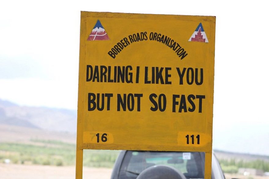I Am Sharing These Insanely Amusing Road Signs