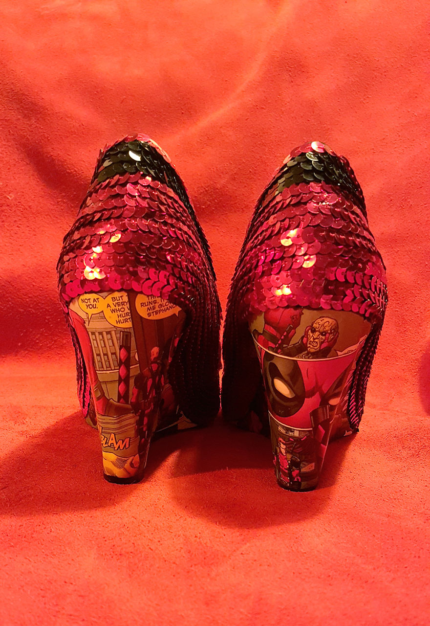 I Create Shoeshoes - Custom Decorated Shoes
