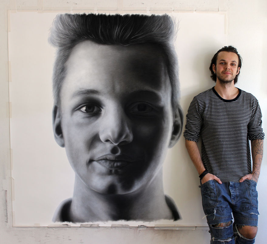 I Created Large Hyperrealistic Pencil Portraits Of My Family
