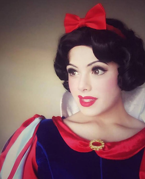 This Guy Transforms Himself Into Disney Princesses And His Makeup Skills Are Too Good