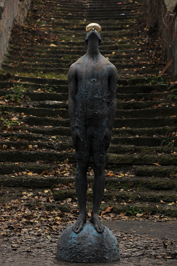 giant-raindrop-sculpture-rain-nazar-bilyk-18