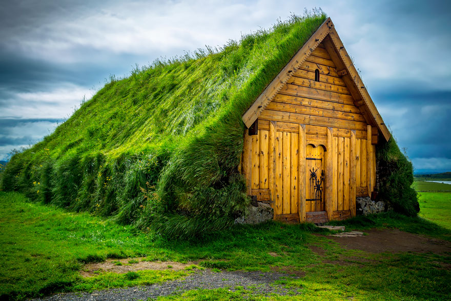 30 Scandinavian Houses With Green Roofs Look Straight Out Of A Fairytale Bored Panda