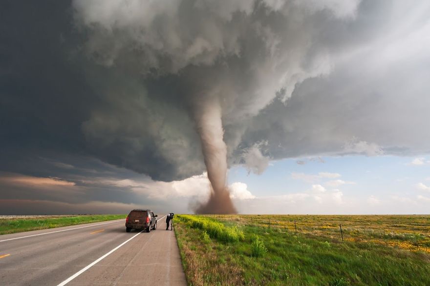 12 Bizarre Facts About Tornadoes