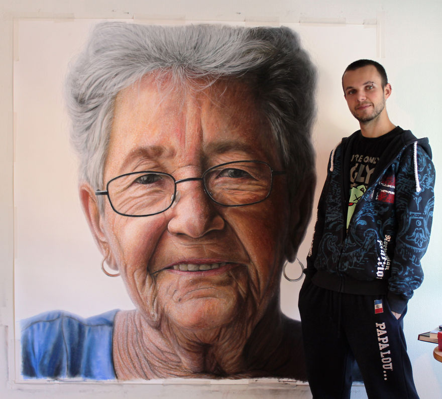I Created Large Hyperrealistic Pencil Portraits Of My Family