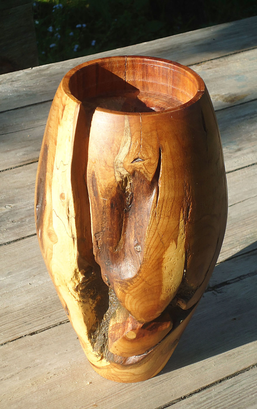 Unique Wood-turned Bowls And Vases