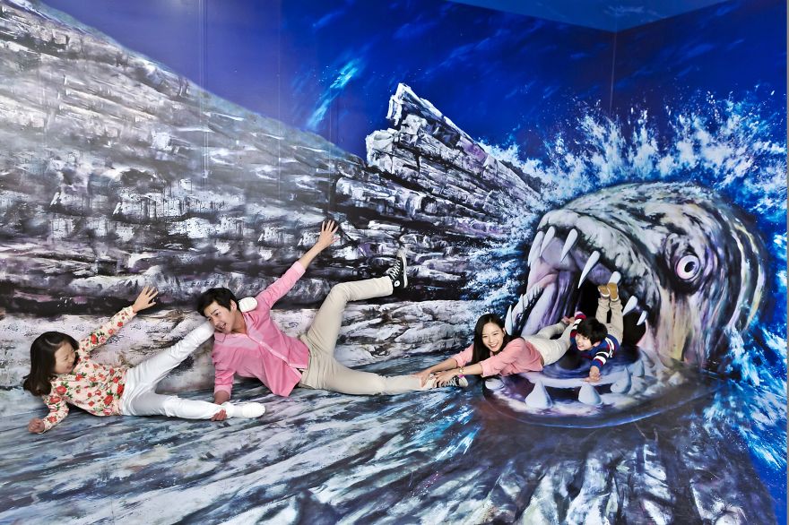 If You Want To Find Out How Far Your Imagination Can Go, Visit Seoul Trick Eye Museum