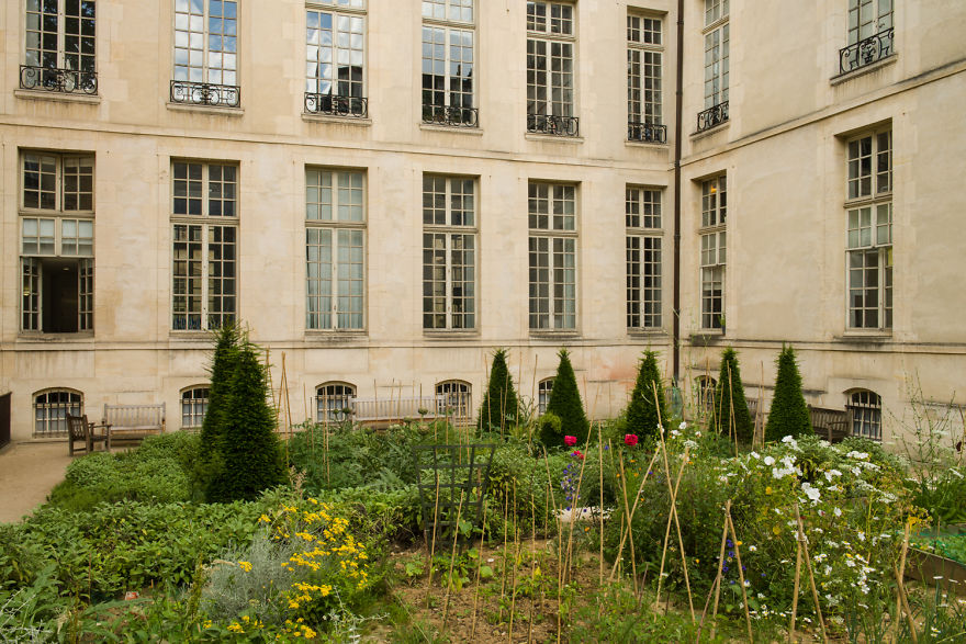 Silence In Paris....where To Find The Best Secret Parks