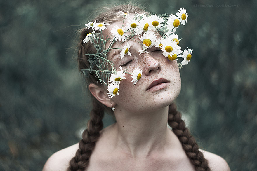 I Shoot Series To Show The Harmony Of The Girl And Nature