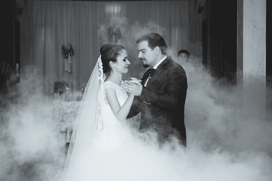5 Things Every Couple Must Do To Have A Proper Romanian Wedding
