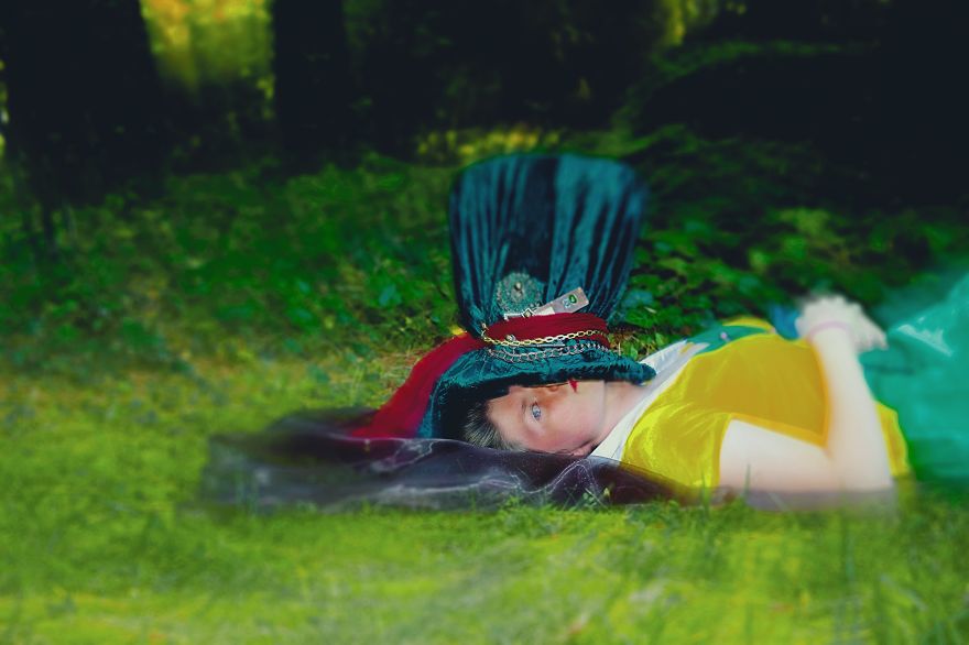 Alice In Wonderland Photoshoot