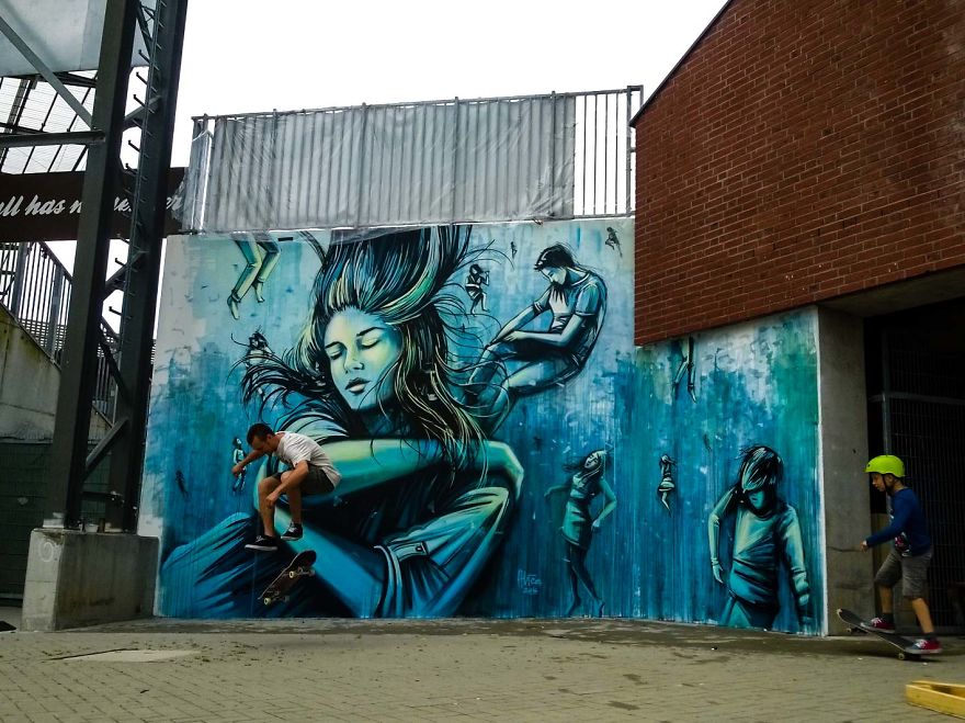 Italian Street Artist Takes Us Underwater By Painting This Mural
