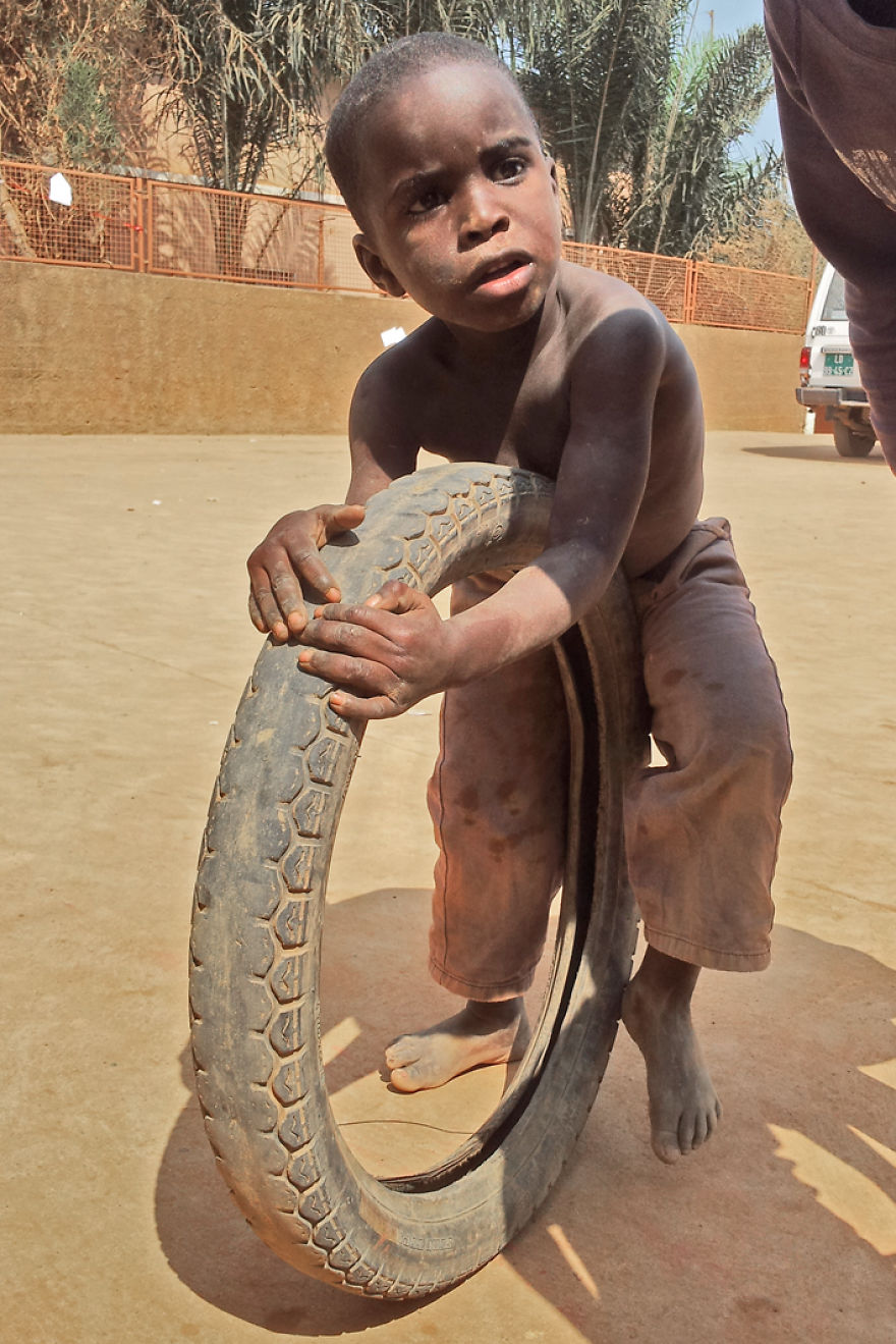 Children At Play - Angola