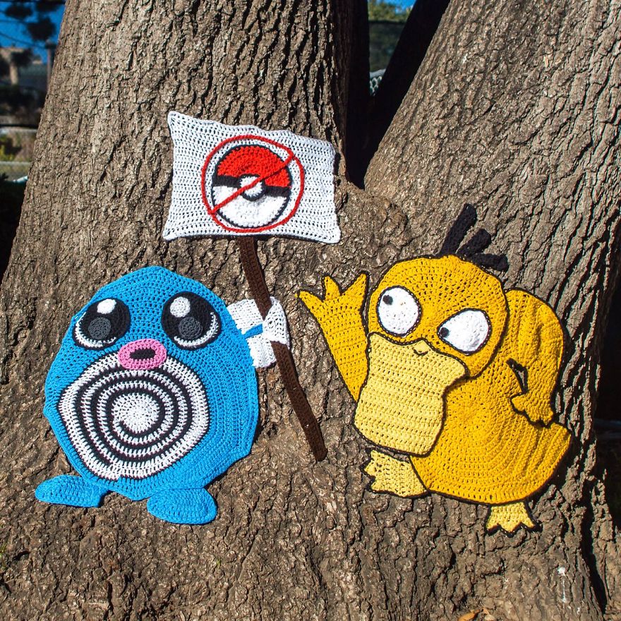 Yarn Bombers Discover A Pok&eacute;mon Go Protest In San Mateo!