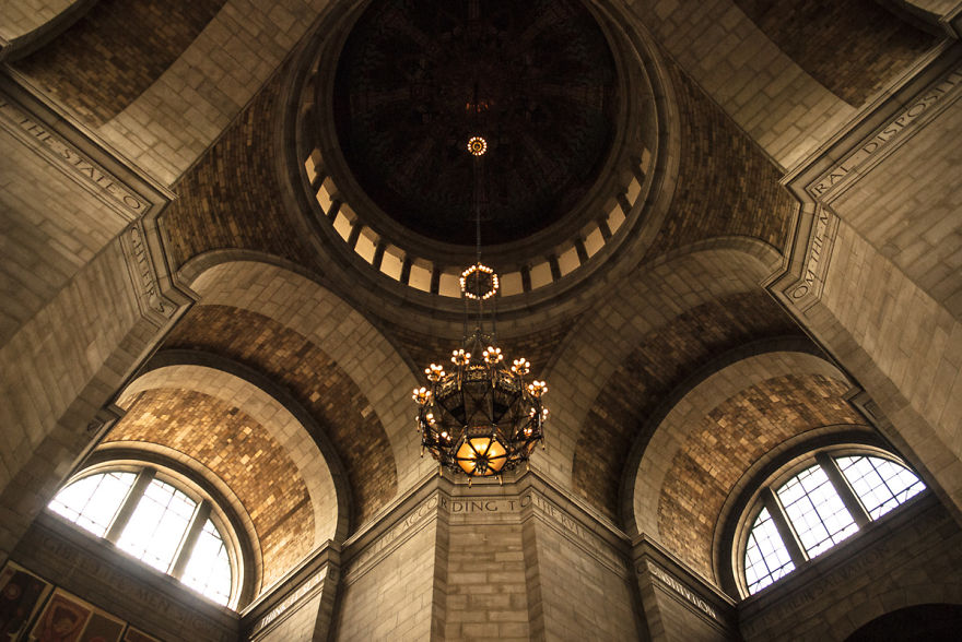 Nebraska's State Capitol Building Is Awe-Inspiring