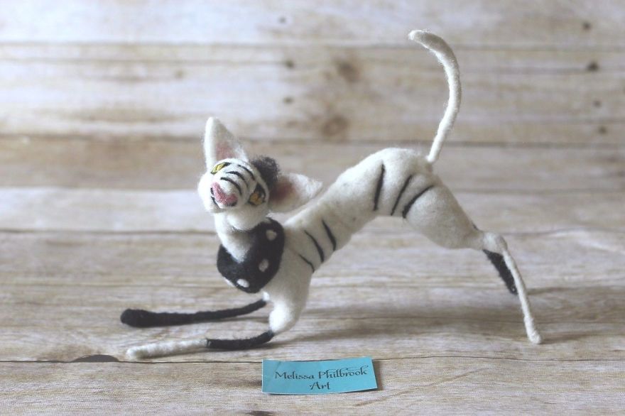 I Make Needle Felted Sphinx Cats With Wool Roving