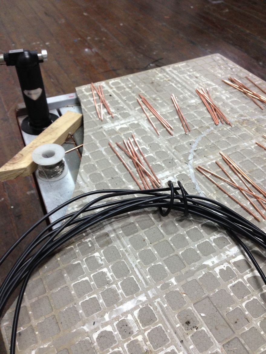 Turning Electric Copper Cable Into Beautiful Geometry