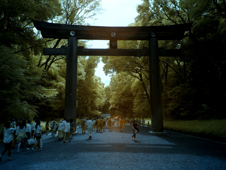 I Took Infrared Photos Of Japan To Show It In A New Light