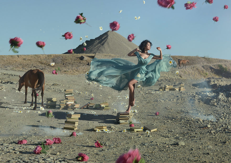 Levitation: I Combine Chaos And Elegance In My Gravity-defying Pictures