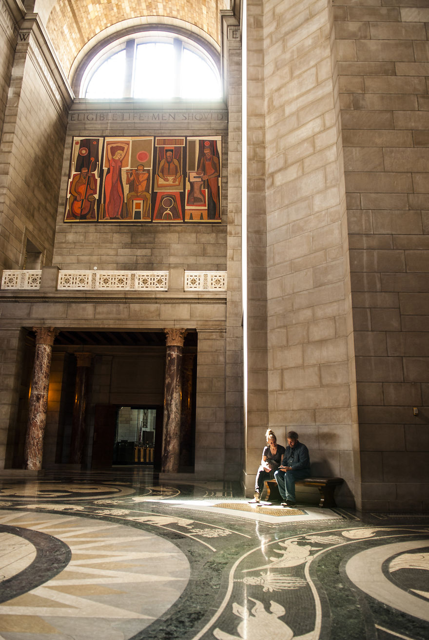 Nebraska's State Capitol Building Is Awe-Inspiring