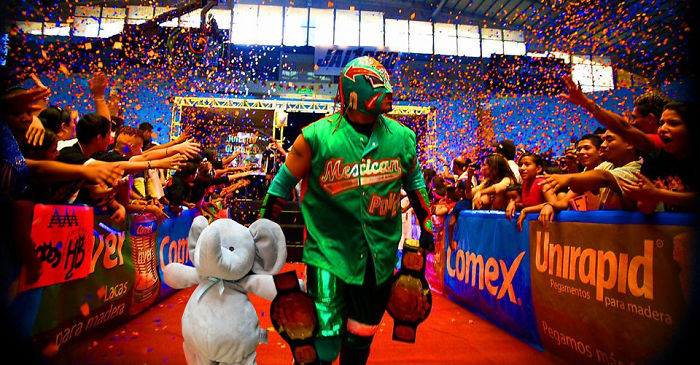 In México, As A Lucha Libre Tag Team Champion