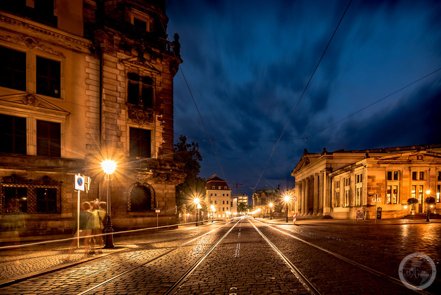 صور شوارع دريسدن في الليل