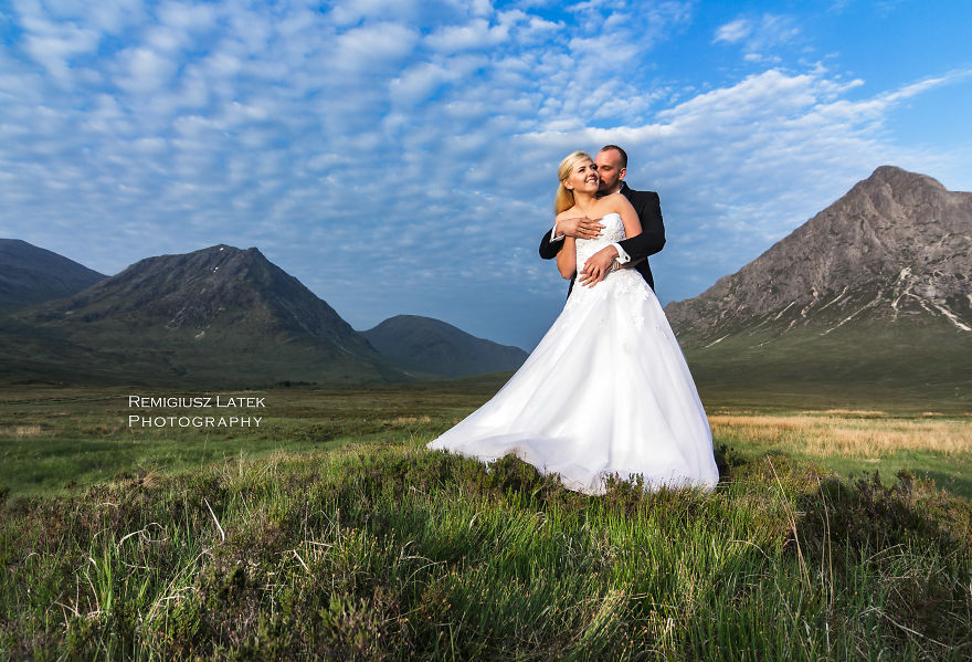 We Spent Almost 24h To Make A Unique Wedding Photo Shoot To Show
Natural Beauty Of Scotland