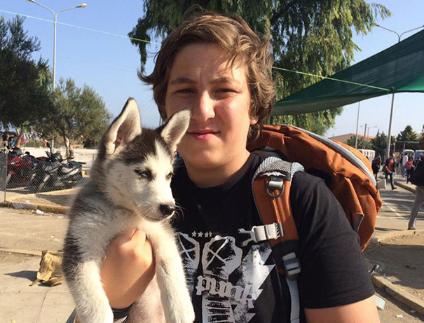 17-Year-Old Syrian Refugee Carried His Puppy 500km To Greece