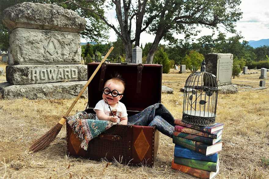 Harry Potter-Themed Newborn Photo Shoot With A Screeching Mandrake Baby Goes Viral