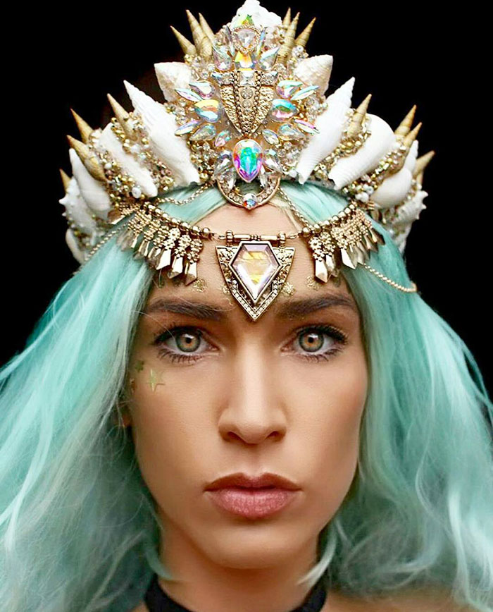 Mermaid Crowns With Real Seashells Are Taking Internet By Storm