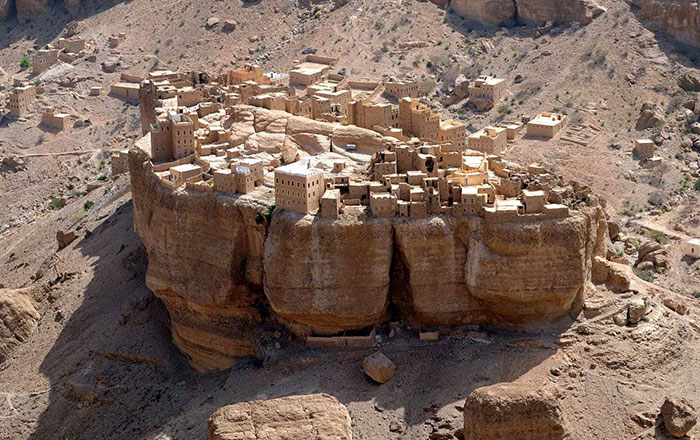 This Village In Yemen Looks Straight Out Of Lord Of The Rings