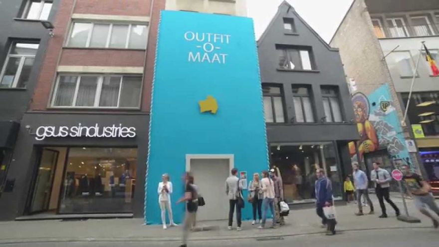 Belgium Fashion Capital Creates Outfit-o-mat.