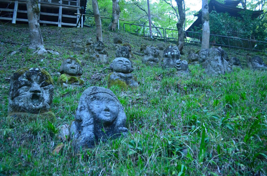 Otagi Nenbutsu-ji, The Temple Of 1200 Rakan Statues Otagi Nenbutsu-ji, The Temple Of 1200 Rakan Statues