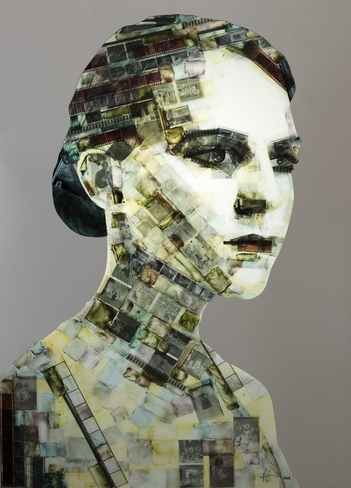 Paintings Used To Recycle And Upcycle Obsolete Technology Paintings Used To Recycle And Upcycle Obsolete Technology
