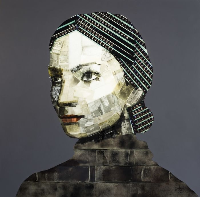 Paintings Used To Recycle And Upcycle Obsolete Technology Paintings Used To Recycle And Upcycle Obsolete Technology