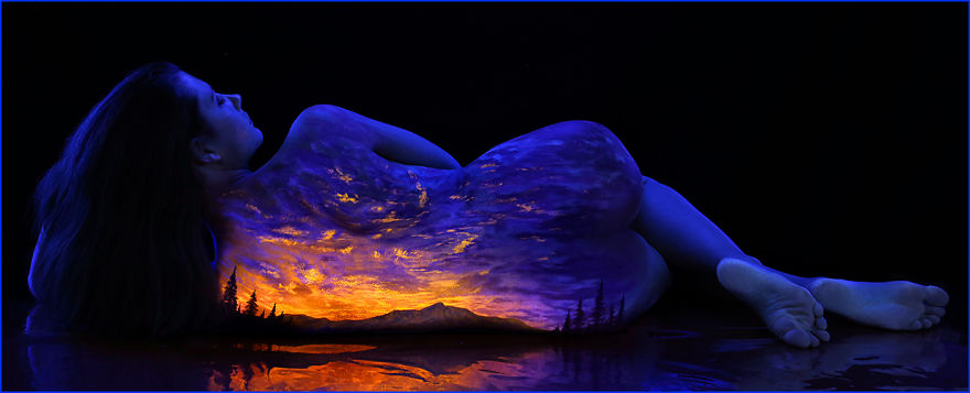 I Was Really Impressed Whe I Saw Nighttime Body Painting