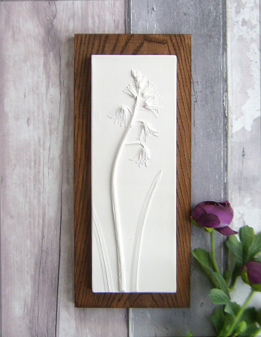 I Cast Plants, Flowers & Objects In Plaster To Create Sculptural 3d Images