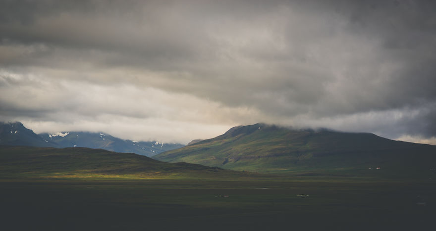 Wide Spaces Of Iceland With Narrow Compositions