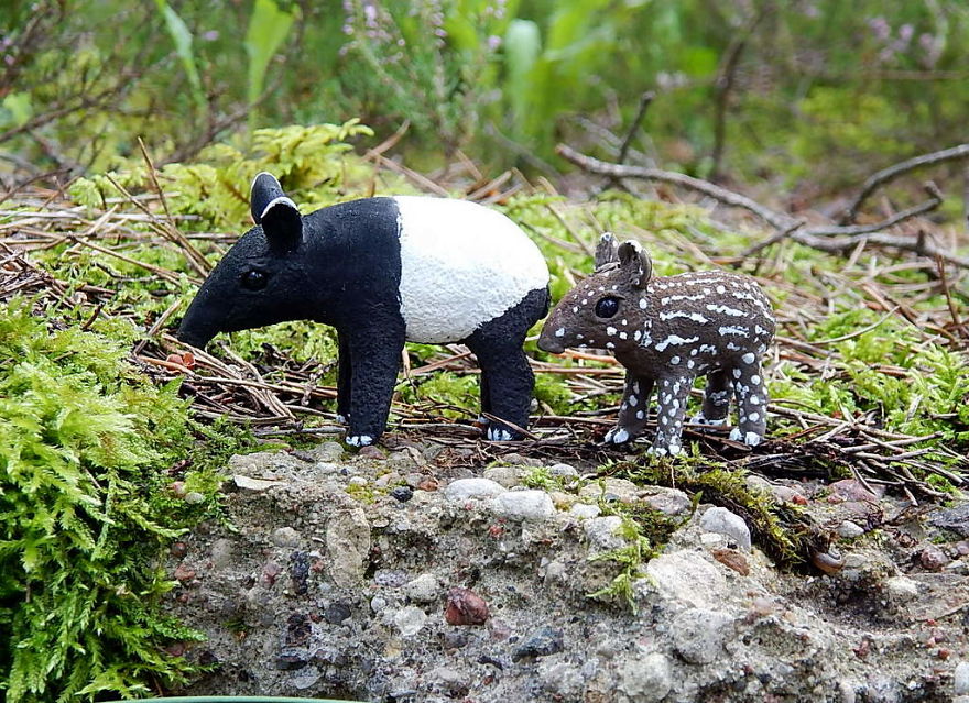 I Made This Malayan Tapir With Baby Figurines Out Of Clay