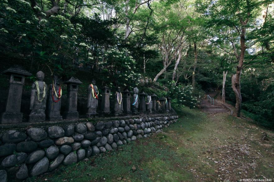 I Photographed 500+ Mysterious Statues In Japan