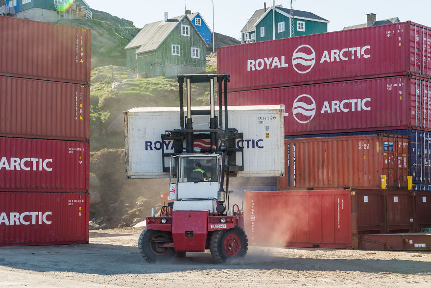 I Captured The Change Of A Culture In Greenland I Captured The Change Of A Culture In Greenland