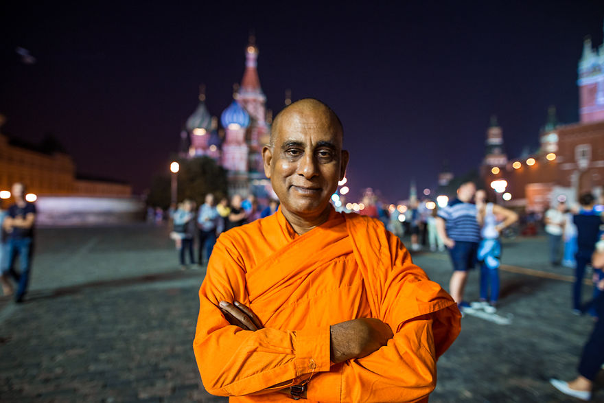 Faces Of Moscow: I Photographed 9 Portraits Of Strangers