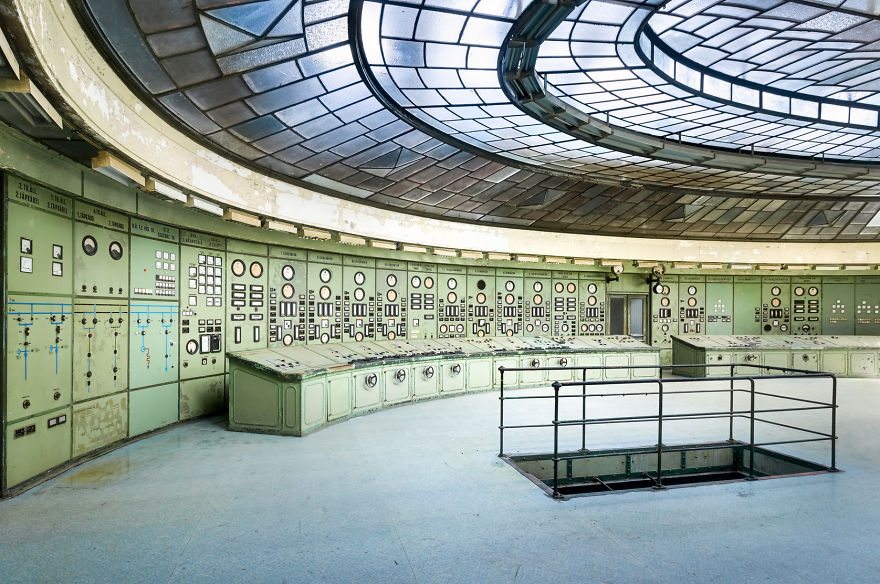 I Traveled To Hungary To Photograph This Stunning Abandoned Control Room